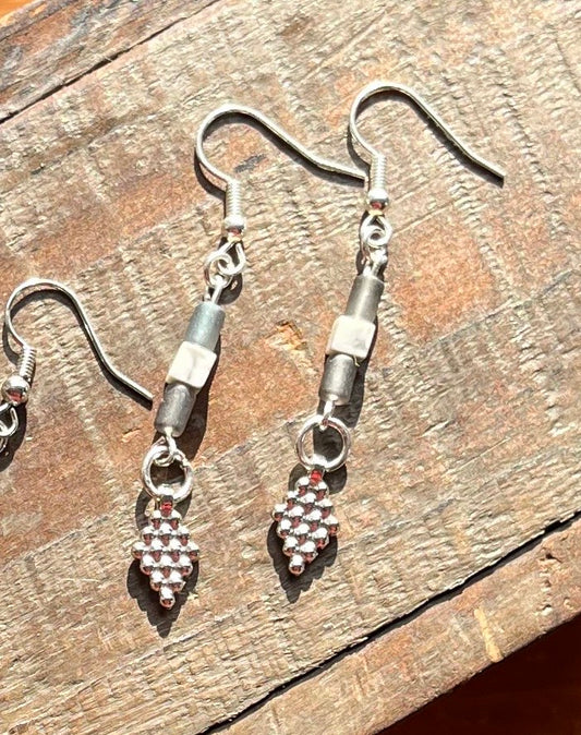 GREY & HOWLITE EARRINGS